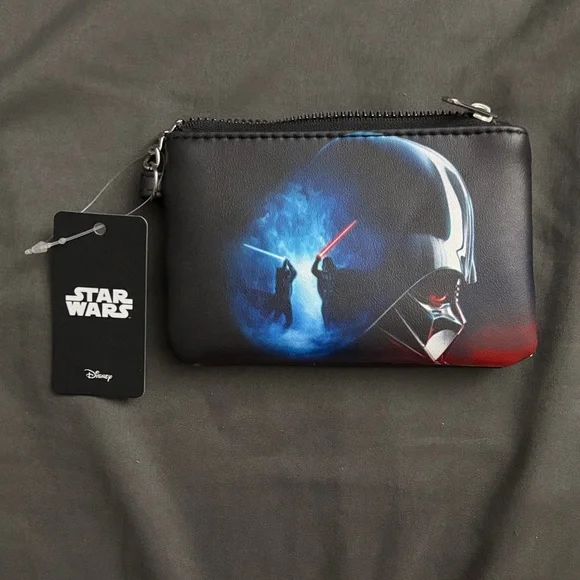 HPx2✨✨ Star Wars Darth Vader Coin Pouch - NWT - Picture 1 of 11